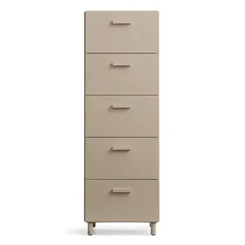 Cómoda alta Relief con pies String Furniture