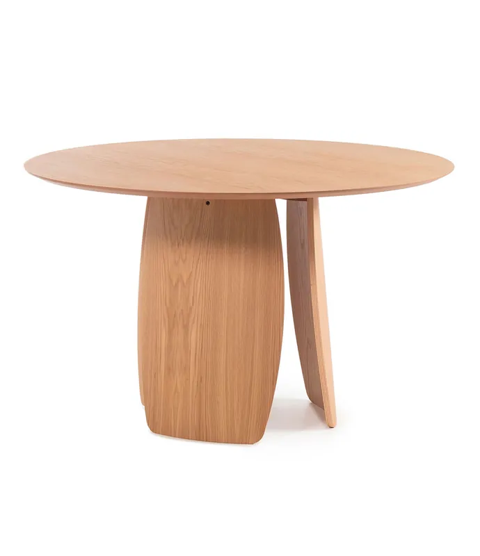 Mesa redonda Petal de Stua Ø120 x 73 cm de roble