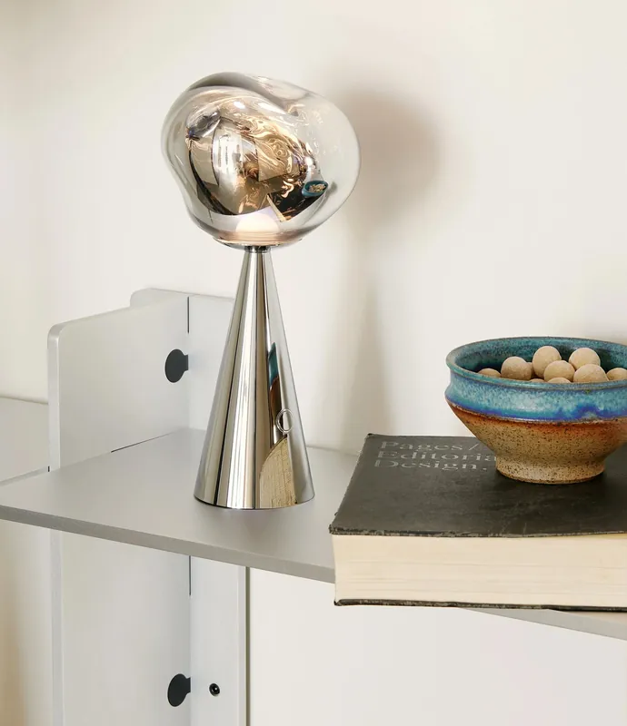Lámpara de sobremesa portátil Melt de Tom Dixon