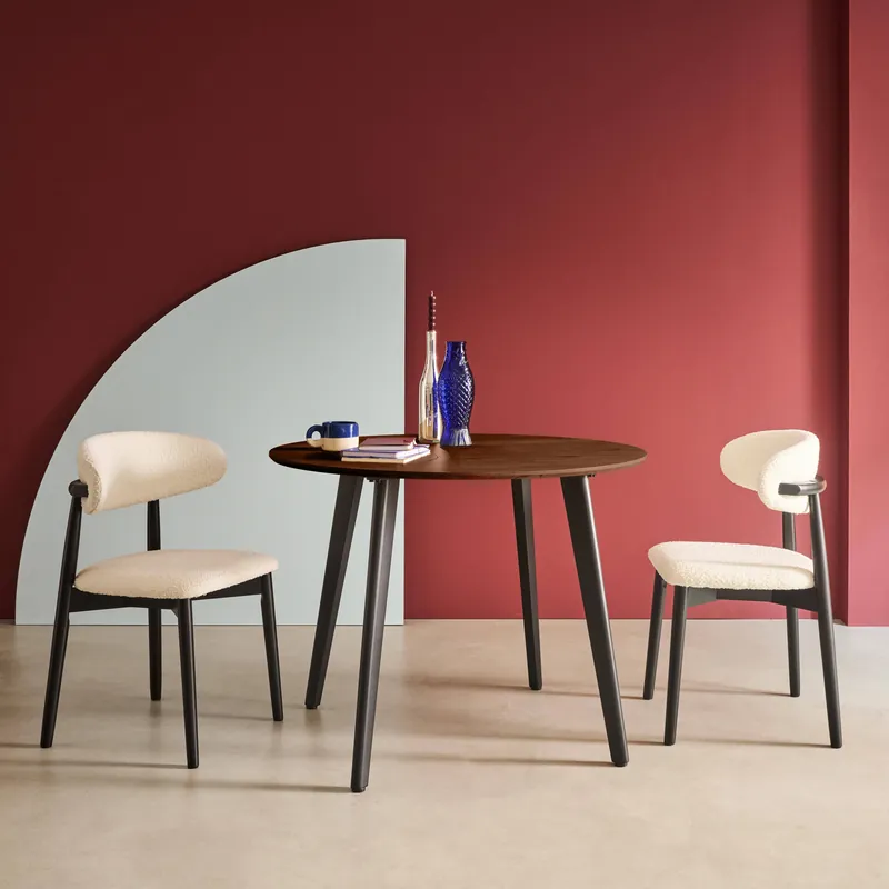 Mesa de comedor redonda efecto madera con patas de metal negro, 4 plazas - Mesas de comedor