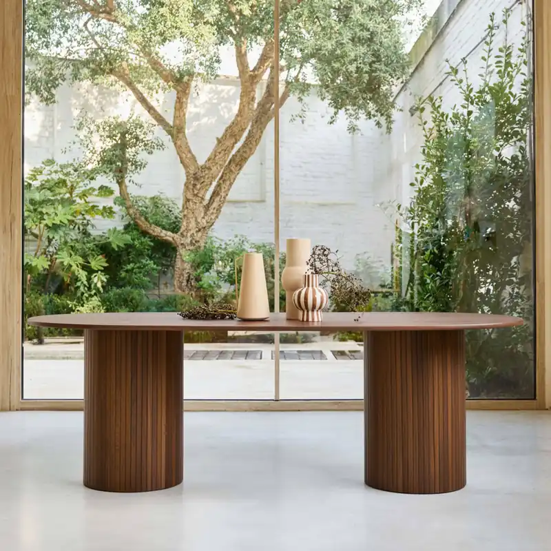 Mesa de comedor de madera de hévea y chapado de roble, 8 plazas - Mesas de comedor