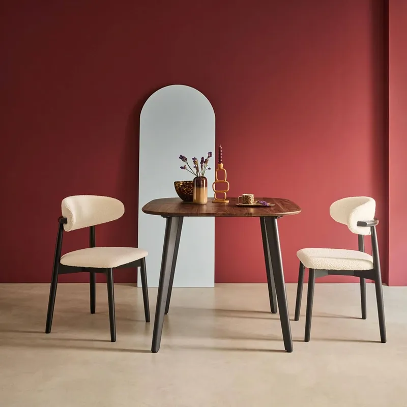Mesa de comedor cuadrada efecto madera patas de metal negro, 4 plazas - Mesas de comedor