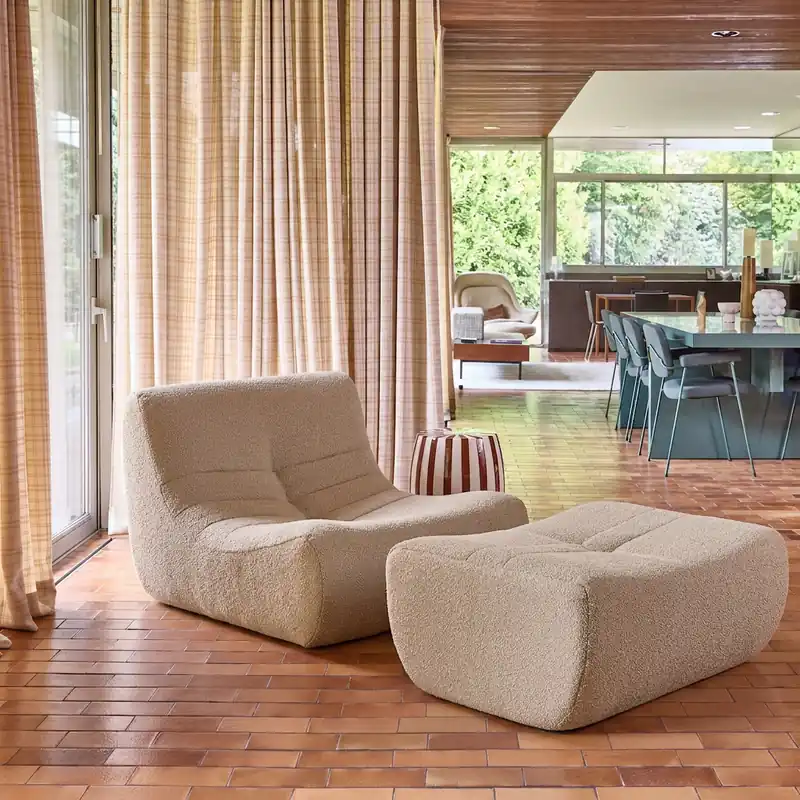 Sillón de borreguito texturizada con reposapiés - Sillones