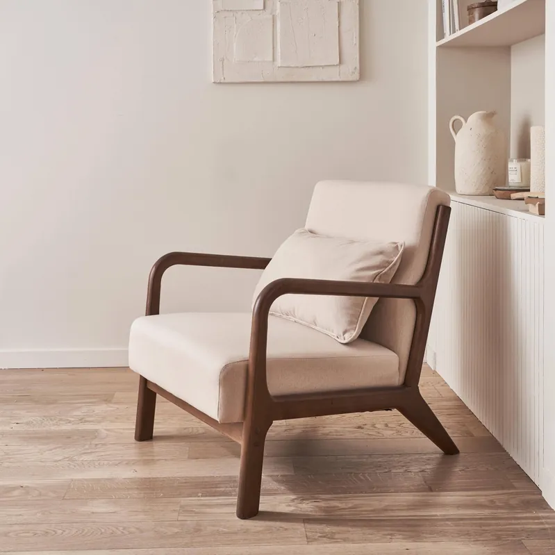 Sillón escandinavo de tela y madera de hevea - Sillones