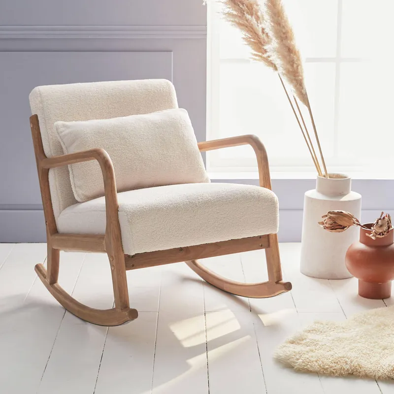 Silla mecedora estilo escandinavo con borreguito - Sillones