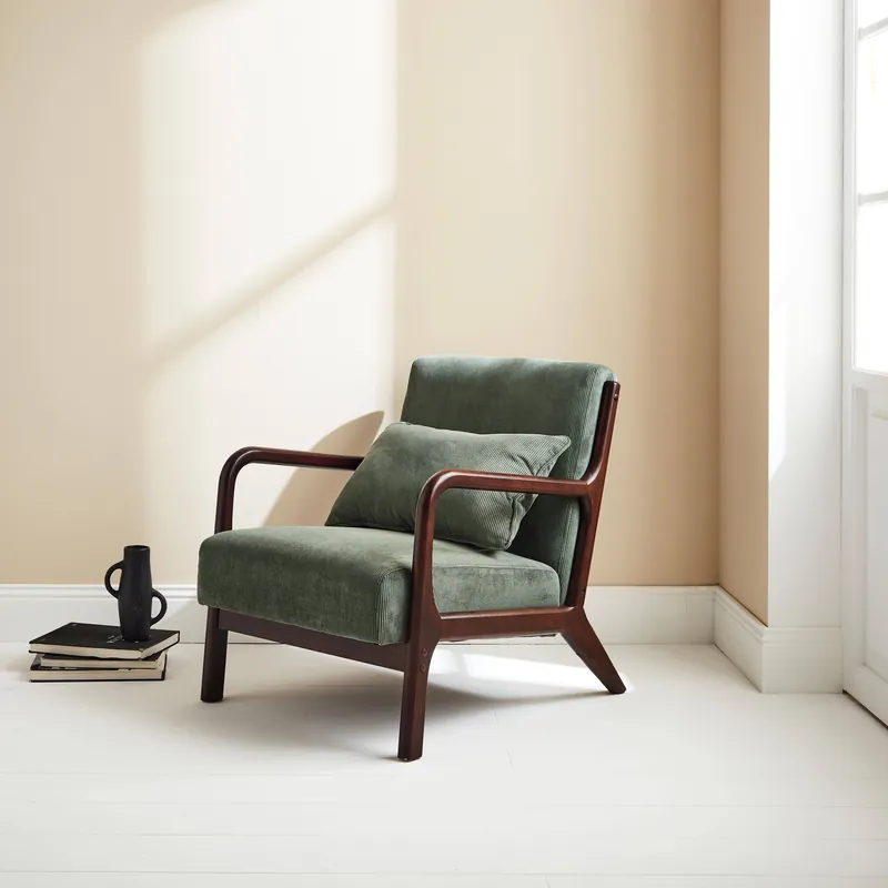 Sillón escandinavo de pana y madera de hevea - Sillones