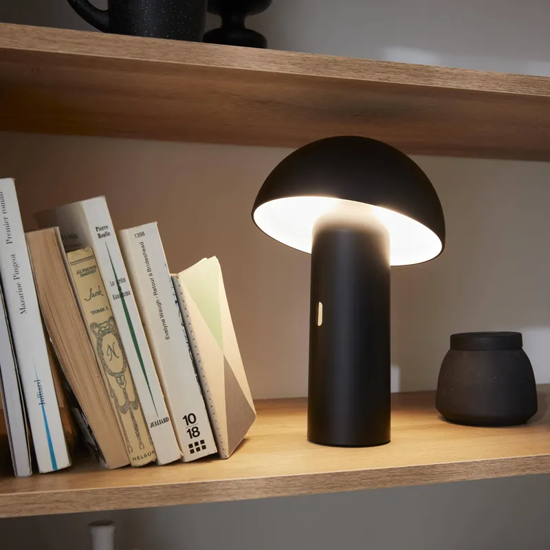 Lámpara de sobremesa con cabezal ajustable para interior - Iluminación de interior