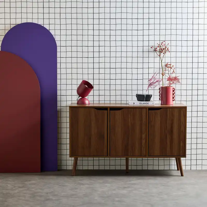Aparador efecto nogal con 3 puertas y 3 estantes, 120cm - Aparadores de salón