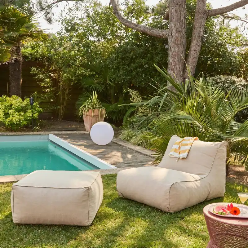 Puff con reposapiés de exterior en olefina - Sillas de jardín