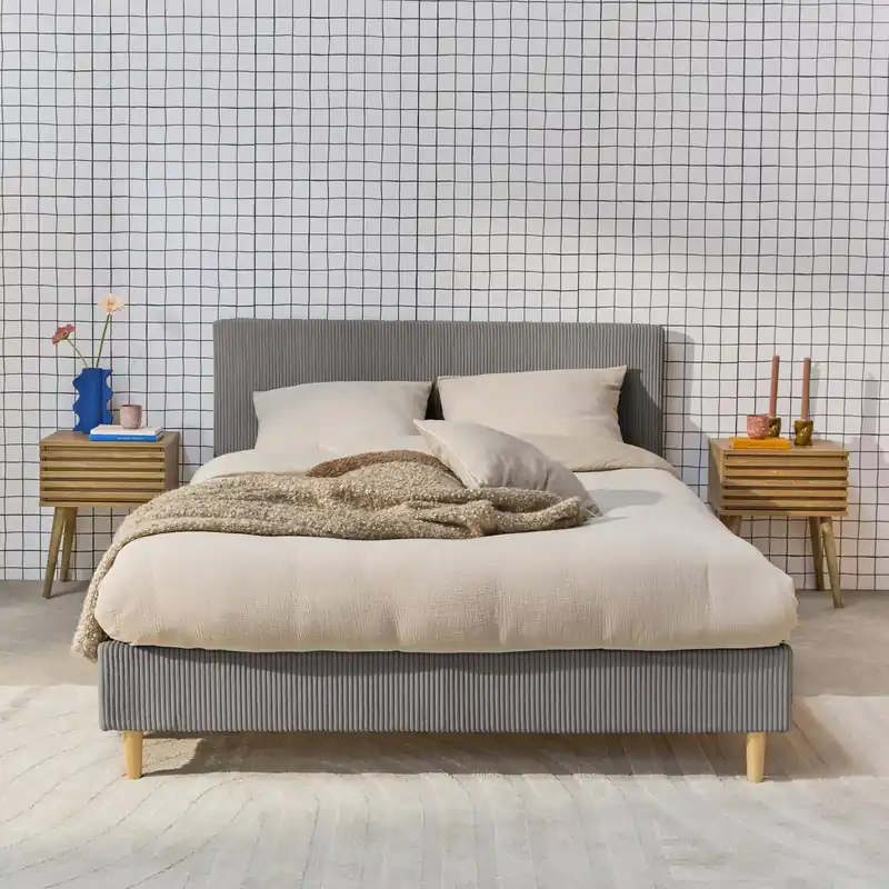 Cama con somier y cabecero 140x190cm, acabado en pana fina - Camas de matrimonio