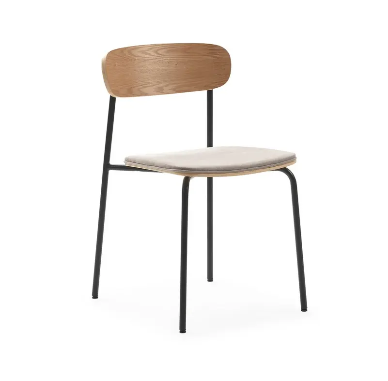 Silla Adriana roble tapizado taupe patas negro - Sillas