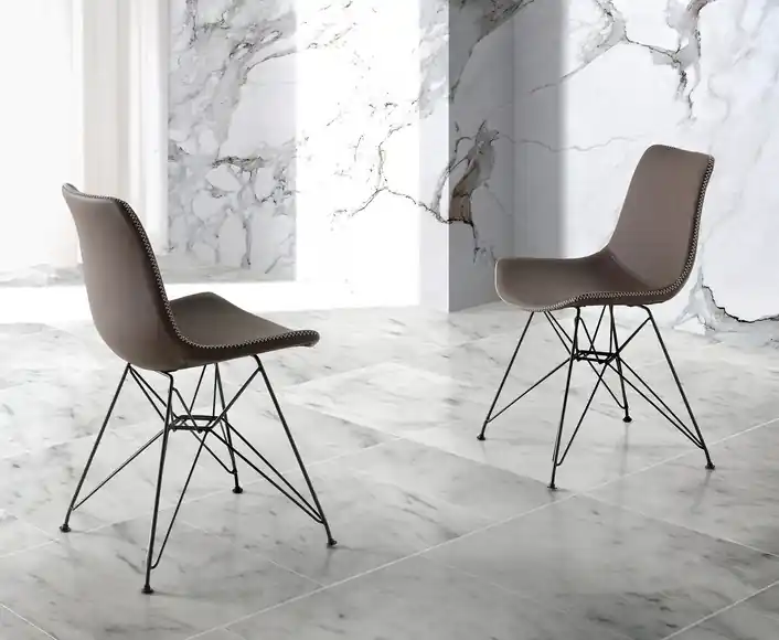 Silla tower ecopiel marron con costura - Sillas