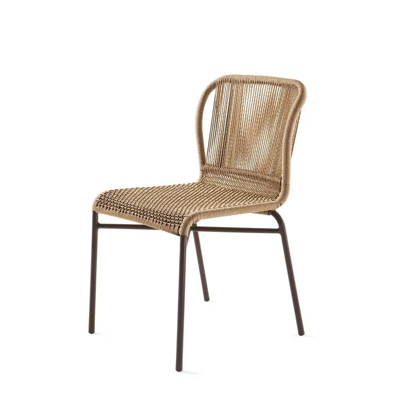 Silla Cricket de Varaschin fabricada en tubo de metal con tapizado en tejido blanco o negro - Mueble de jardin