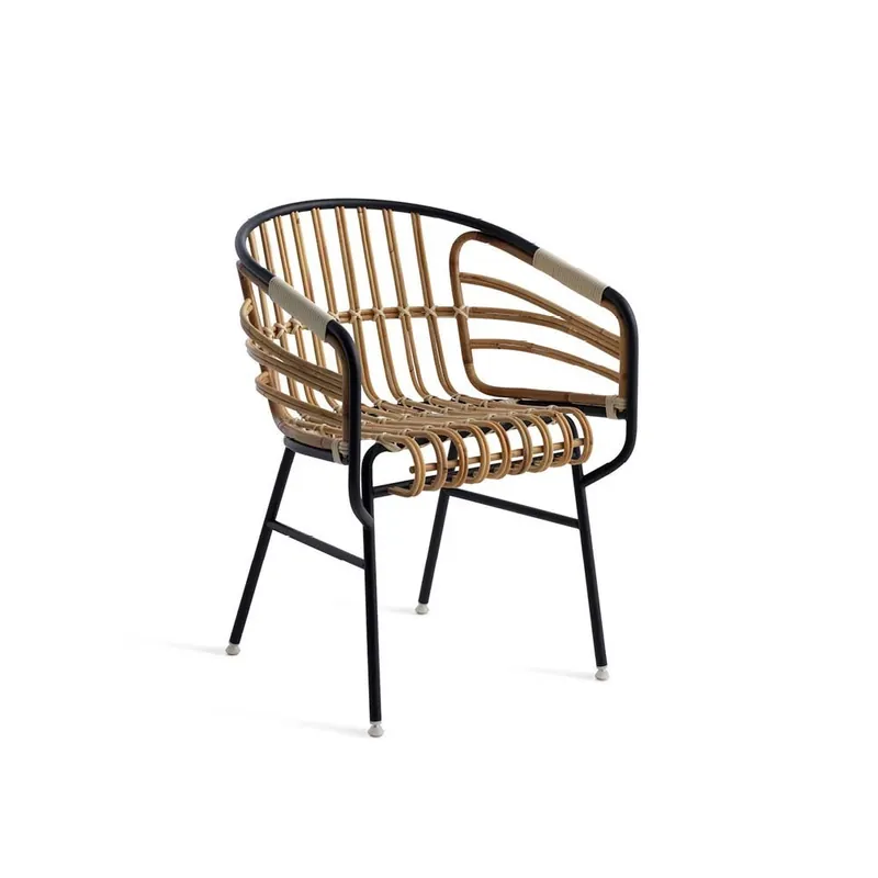 Casamania Raphia Rattan la icónica silla disponible en diferentes acabados - Sala de estar
