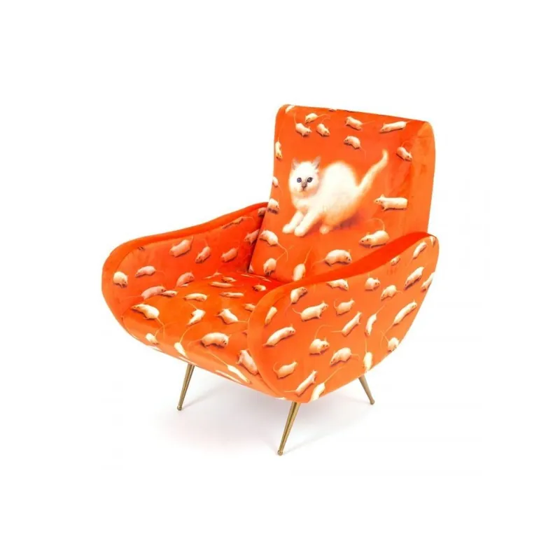 Butaca Seletti Kitten diseñada por Toiletpaper en madera y poliéster - Sala de estar