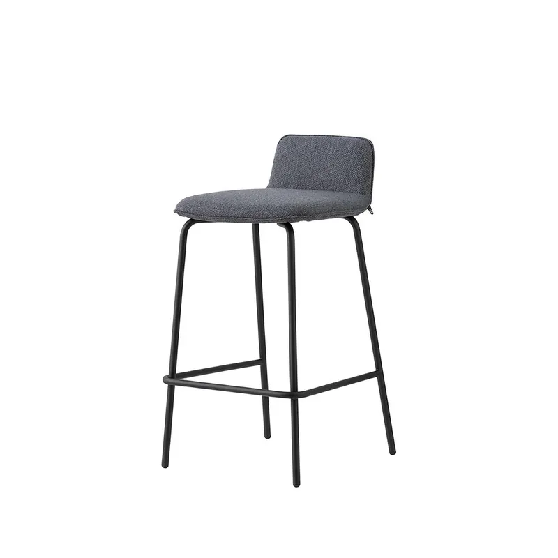 Taburete Riley Soft de Connubia estructura de acero con revestimiento de cros - Sala de estar