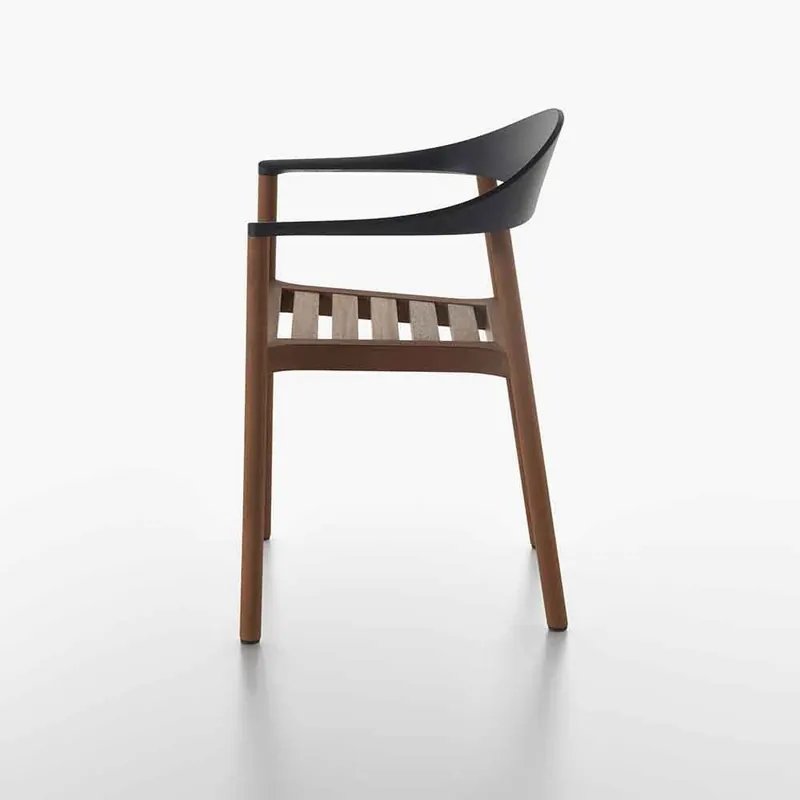 Silla de exterior Plank Monza con reposabrazos en varios acabados del diseñador Kostantin Grcic - Mueble de jardin
