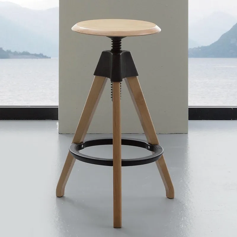 Taburete ajustable Giotto de madera – La Seggiola - Sala de estar
