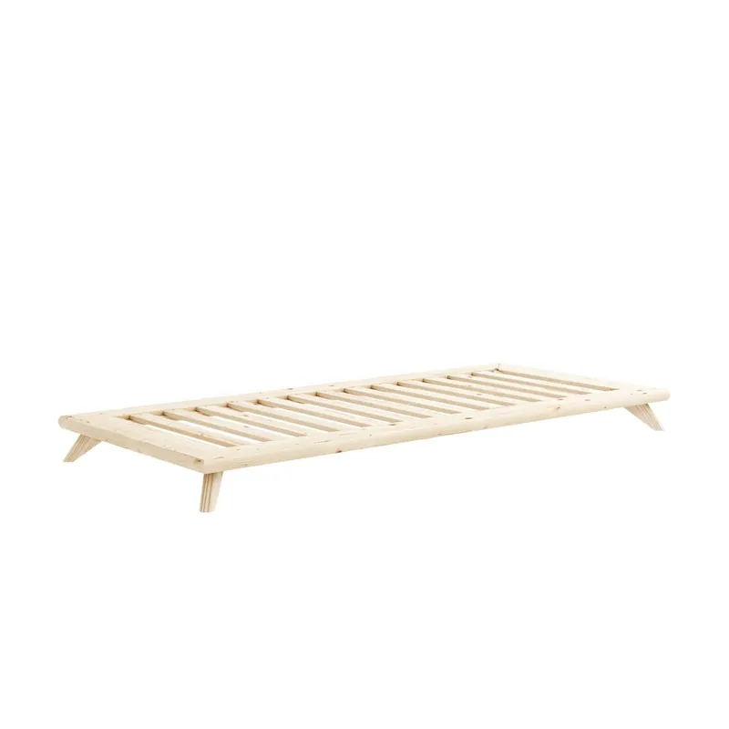 Cama tatami S Bed Essential de Karup Design en pino macizo en cuatro tamaños - zona de dormir