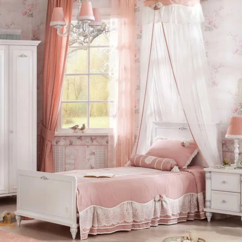 Cama Cilek Romantica disponible en versión individual o tamaño queen - zona de dormir