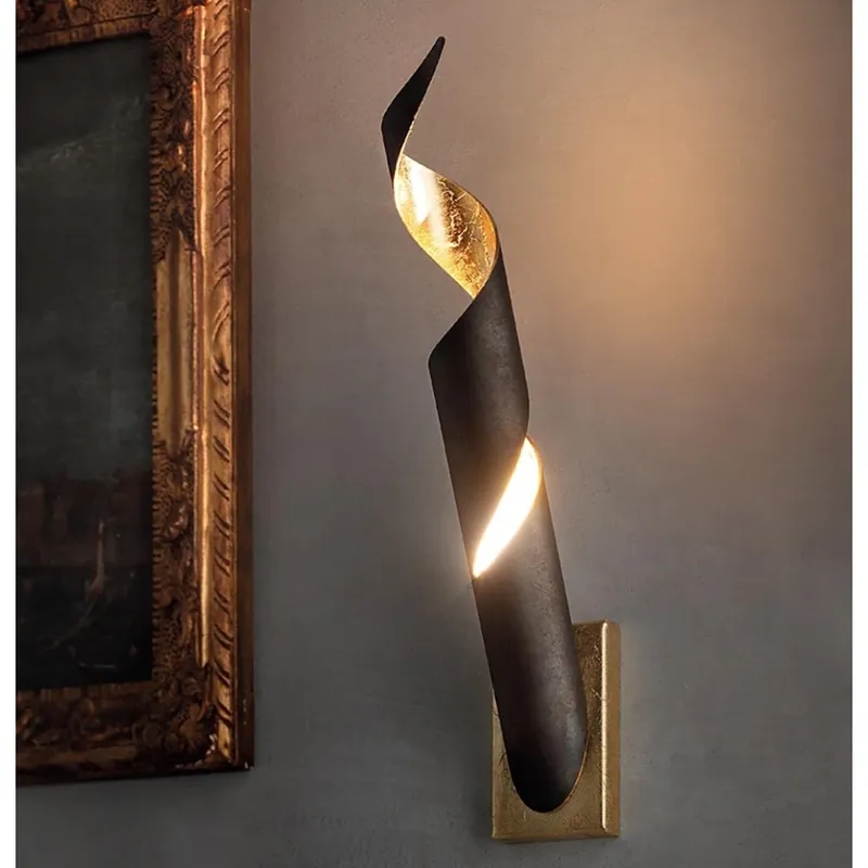 Aplique Braga Lighting Truciolo acabados óxido y pan de oro - Iluminacion