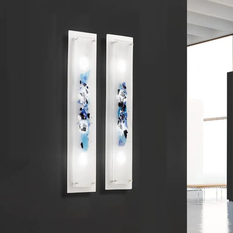 Lámpara de pared maxi abstracta en cristal satinado con detalles en cristal coloreado en dos acabados - Iluminacion