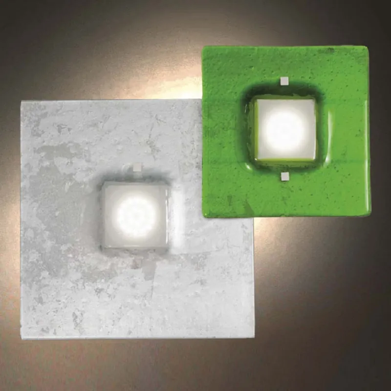 Lámpara de pared cuadrada de cristal fundido en varios tonos de negro. - Iluminacion