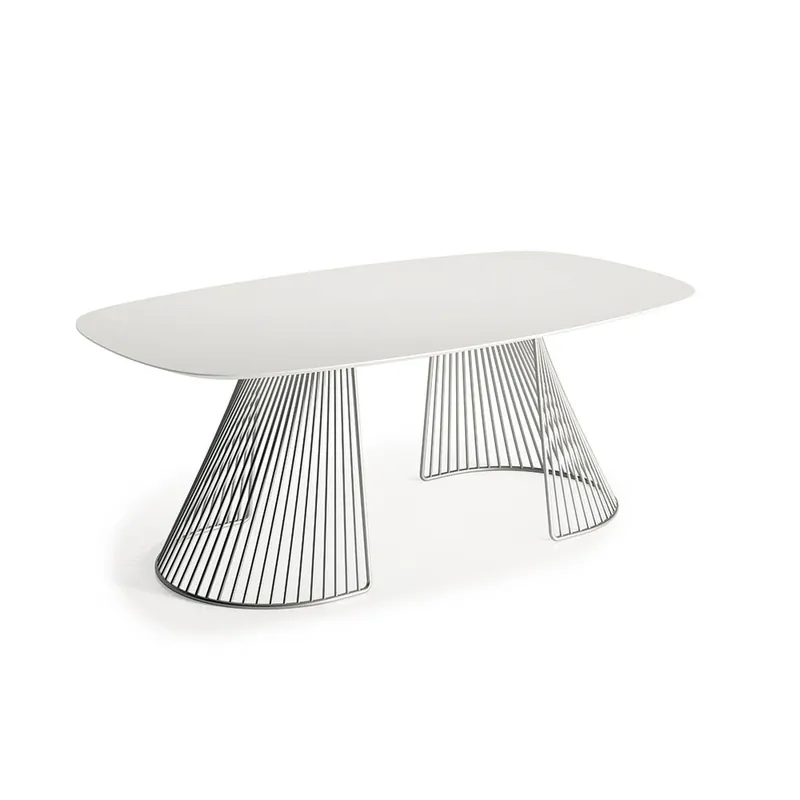 BBB Italia | Mesa fija de rejilla con estructura de acero y tablero lacado en blanco para salones - Sala de estar