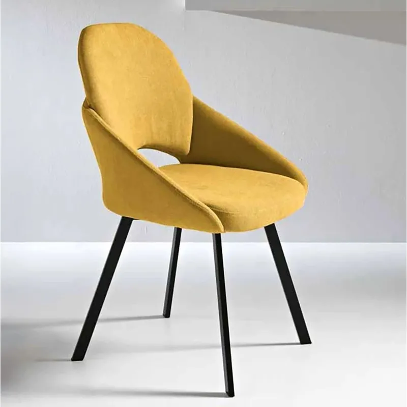 Capodarte | Silla tapizada de diseño moderno | Dolly - Sala de estar