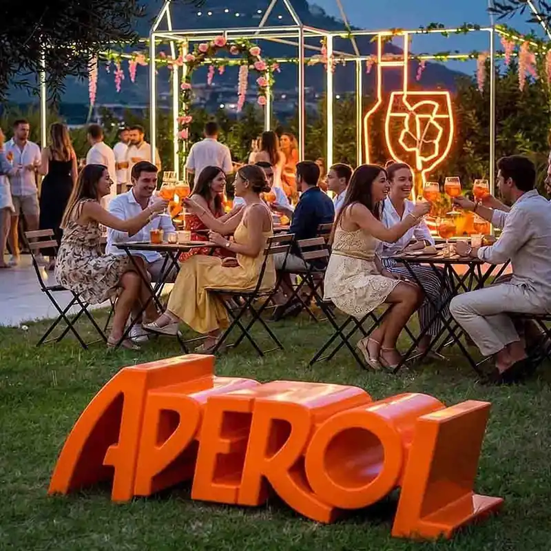 Banco Aperol | Slide Design | Banco de jardín - Mueble de jardin