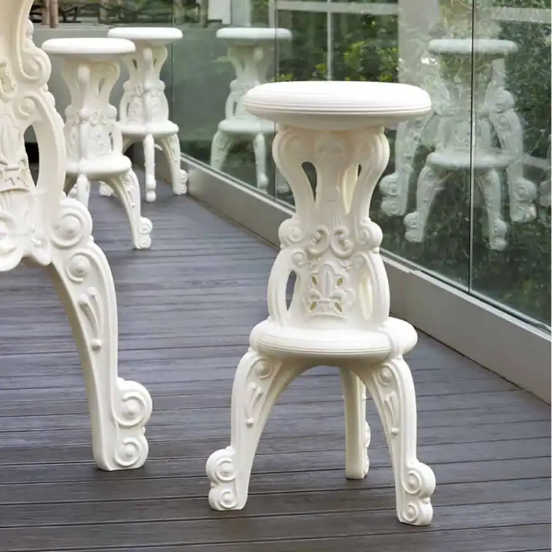Diseño de diapositivas | Señor del amor | Taburete de diseño - Mueble de jardin