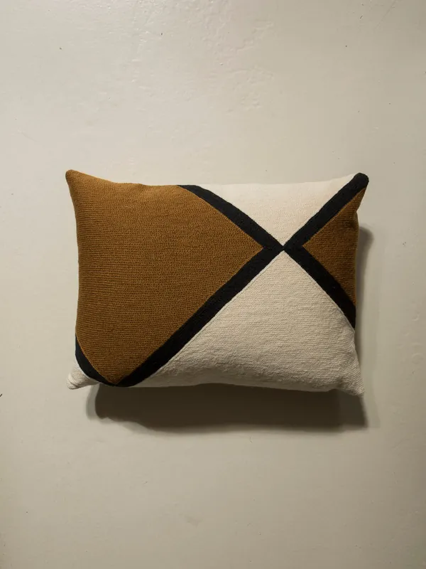 Almohadón Iwani 2 02/29 40x30cm - Lindell & co