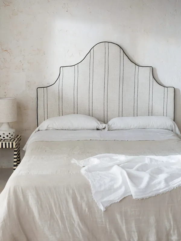 Cabecero Romy rayas vivo negro - Sofá y Sillón