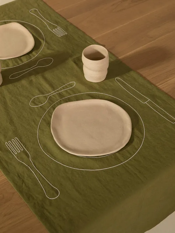 Camino “Duo Minimaliste” lino verde 150x50cm - Oeuvres Sensibles