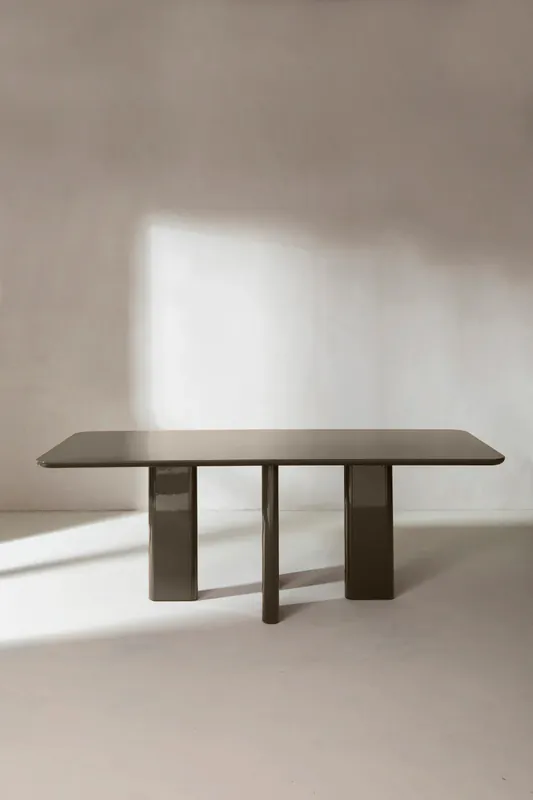 Mesa comedor lacada Kaki grisáceo - Gabrielle Paris