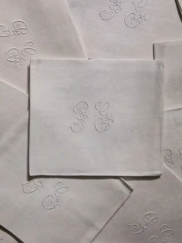 Juego de 12 servilletas de Damasco "PG" - Rue Vintage