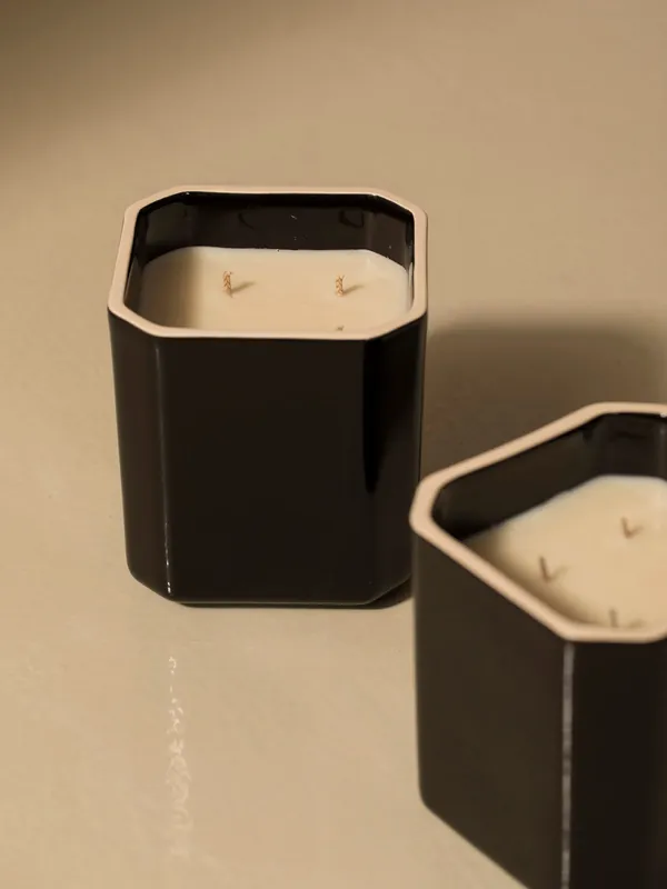 Vela Facettes ámbar negro - Maison Sarah Lavoine