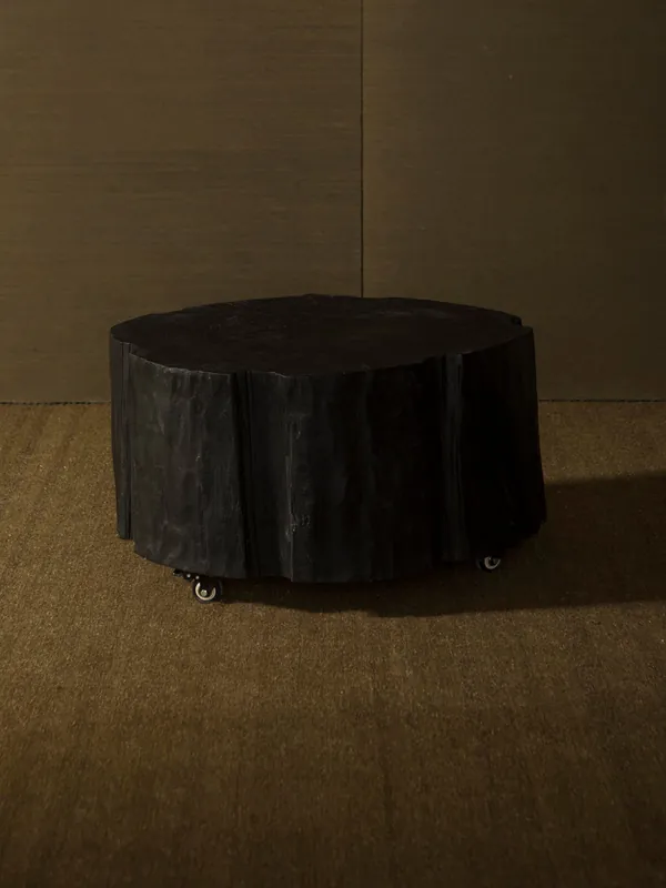Mesa Yúan Yakisuge 70x40cm - Govan Furniture