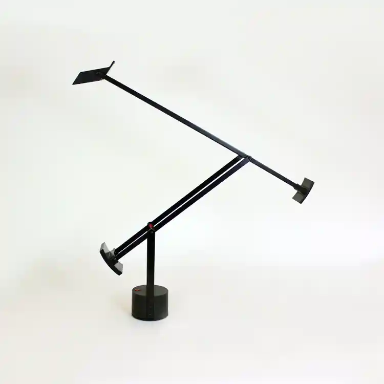 Lámpara TIZIO de Richard Sapper, diseño de 1972 - Lámparas