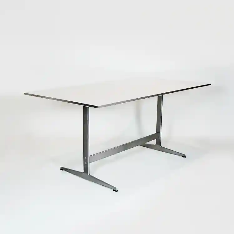 Mesa de trabajo de Arne Jacobsen, años 50 - Escritorios