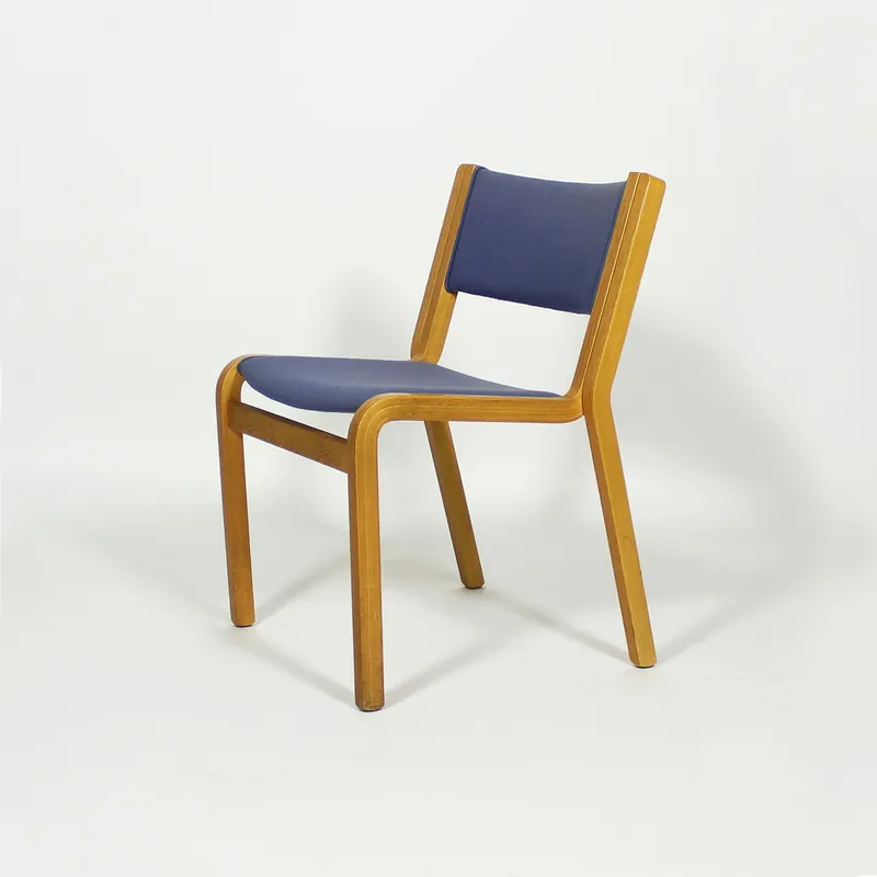Conjunto de ocho sillas. Diseño danés de los 70.