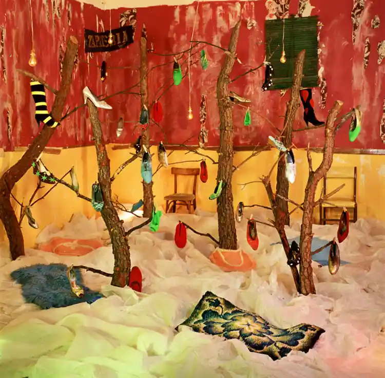 Zapatería. Rosa Muñoz,1998. - Artistas varios