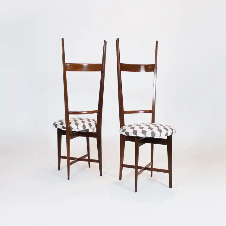 Pareja de sillas. Italia, años 50