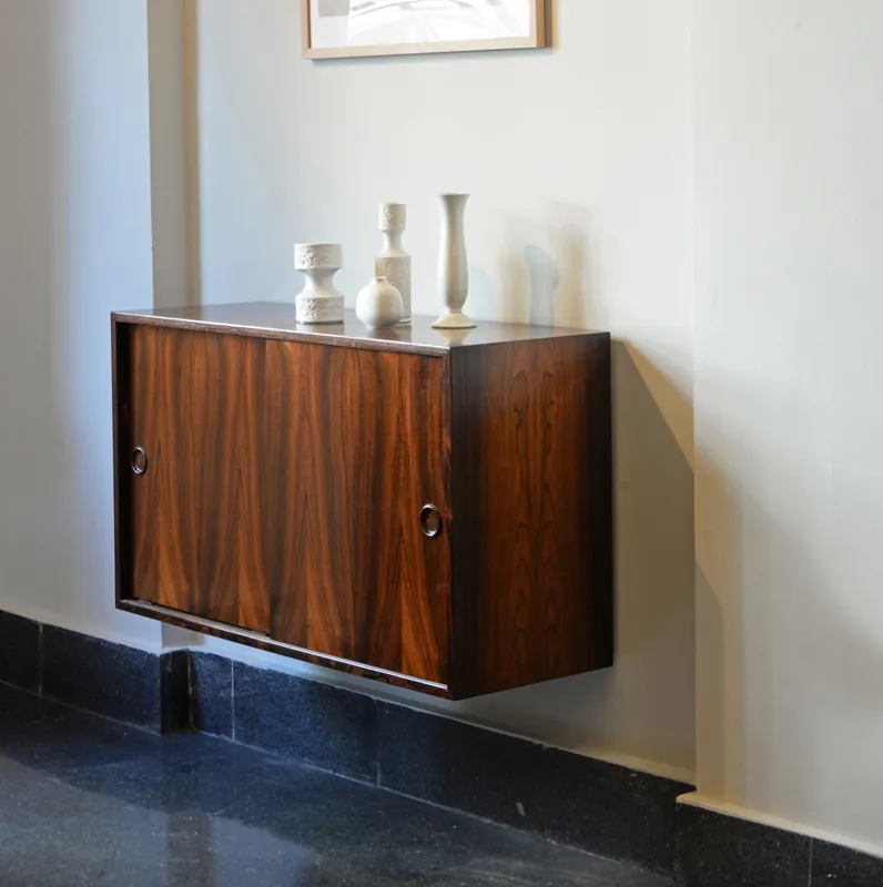 Mueble diseño danés para colgar. - Varios